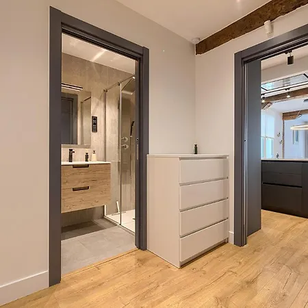 Apartamento Moderno Y Lujoso En El Historico Casco Viejo *