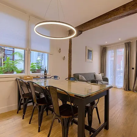 Moderno Y Lujoso En El Historico Casco Viejo Apartament *