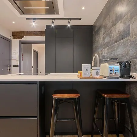 Moderno Y Lujoso En El Historico Casco Viejo Apartman *