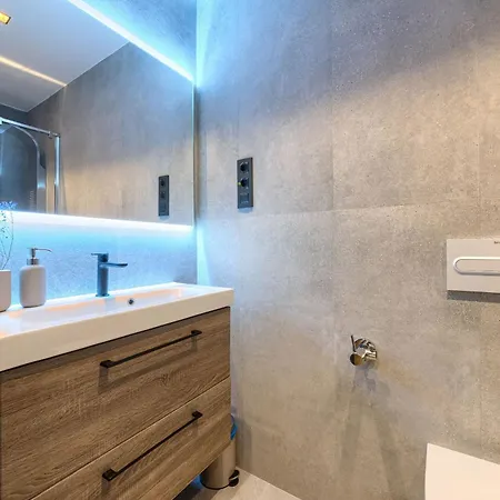 Apartman Moderno Y Lujoso En El Historico Casco Viejo *