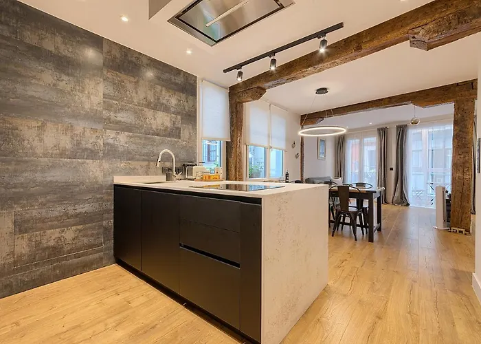 Apartment Moderno Y Lujoso En El Historico Casco Viejo Bilbao
