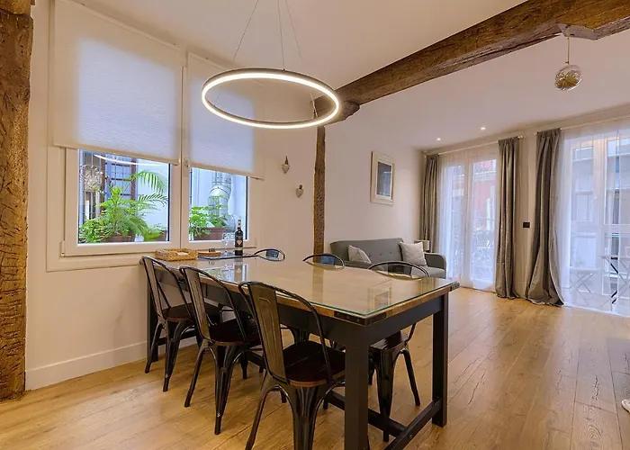 Moderno Y Lujoso En El Historico Casco Viejo Apartment *