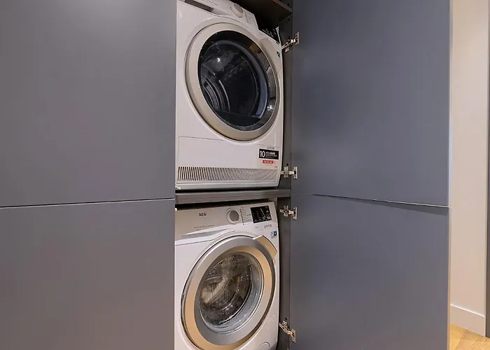 Moderno Y Lujoso En El Historico Casco Viejo