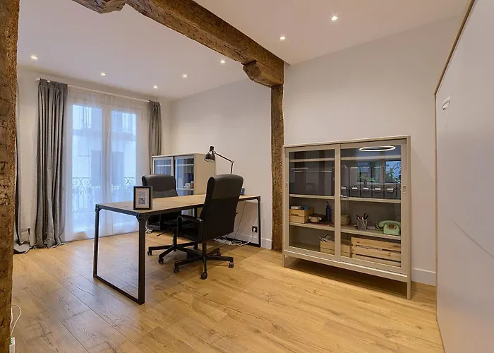 Moderno Y Lujoso En El Historico Casco Viejo Apartment